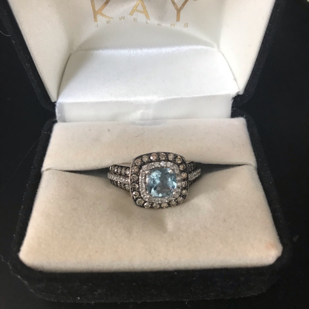 14 it white gold ring